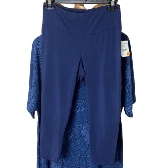 - 2pc NWT Blue Floral Fresh Produce Lila Dress & Capri leggings - Picture 6 of 11